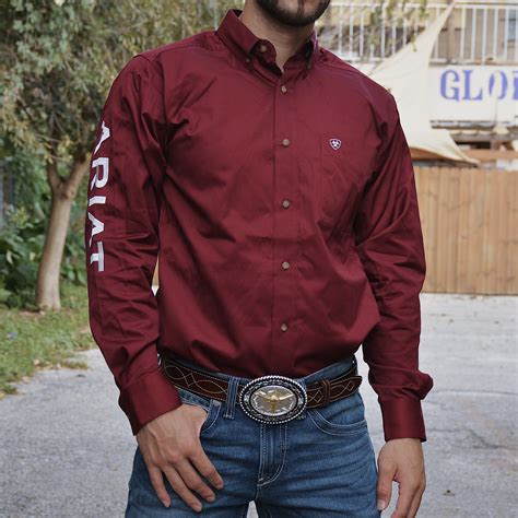 Stylish and Comfortable Maroon Ariat Shirts: Perfect for Any Occasion